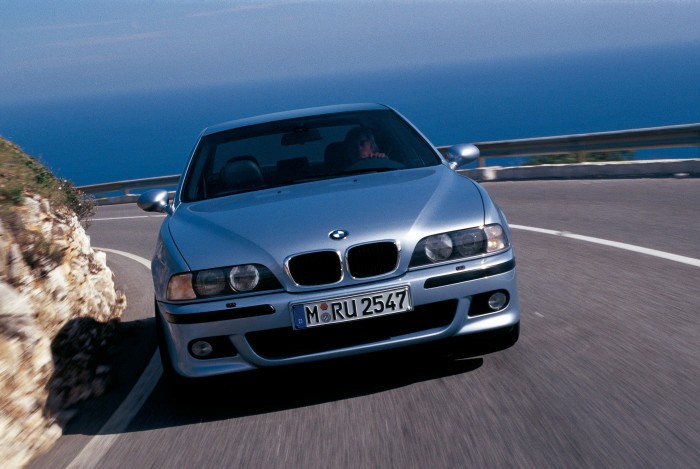   BMW 5 Series   E39. | : bmwblog.com.