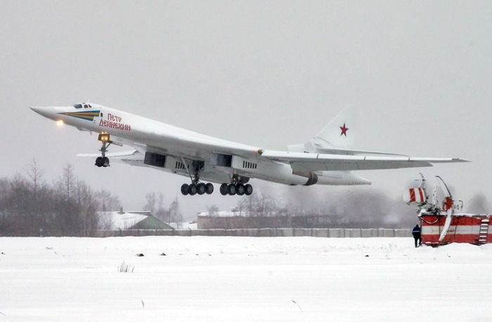 Модернизированный Ту-160М получил собственное имя «Пётр Дейнекин». | Фото: dambiev.livejournal.com.