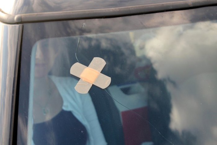 Маркировка на стеклах - ещё один пунктик в проверке авто. | Фото: xl-general.ru.