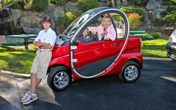 Eco-E, EcoVan и EcoTruck — самые дешевые в мире электромобили Eco-E, EcoVan и EcoTruck — самые дешевые в мире электромобили