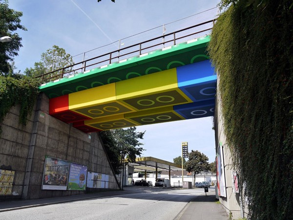 Мост в стиле LEGO