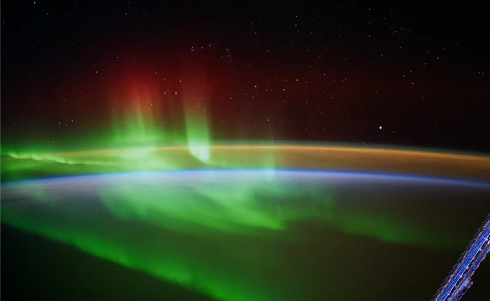Земля из Космоса. Невероятно красивое таймлапс видео.