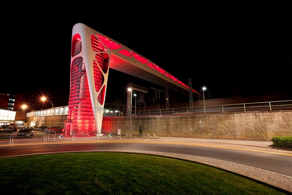 Пешеходный мост от Metaform Architects в Люксембурге