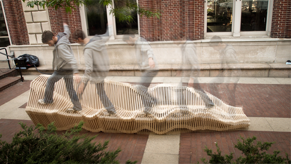 Kinetic Double-Sided Bench - инновационная скамья от нью-йоркских дизайнеров