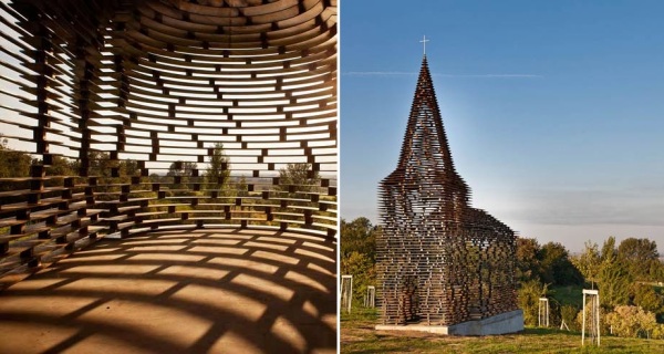 «Читая между строк». Прозрачный современный храм от бельгийских архитекторов