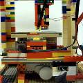 Энтузиаст собрал из Lego принтер для этого легендарного принтера