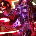 Роботы исполняют рок-хиты