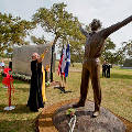 У штаб-квартиры НАСА в Хьюстоне почтили память Юрия Гагарина