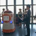 Робот-гид стал сотрудником телебашни в Токио