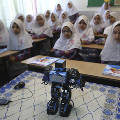 Иранских детей молитвам будут учить роботы