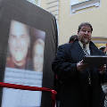 В Петербурге открыли интерактивный памятник Стиву Джобсу в виде большого iPhone 4