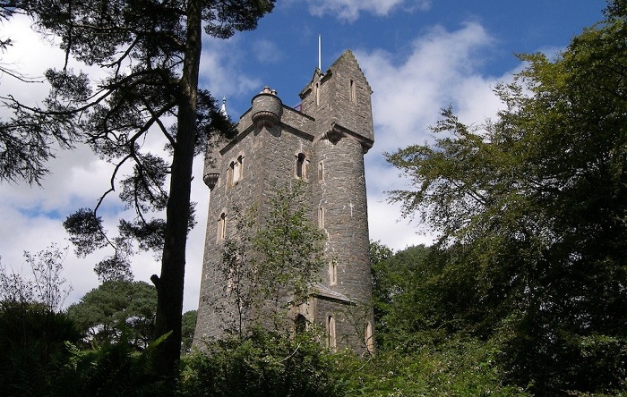 Helen's Tower нагадує вежу Рапунцель.