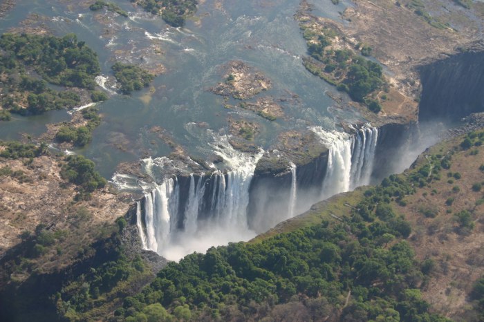 Самый необычный водопад в мире.