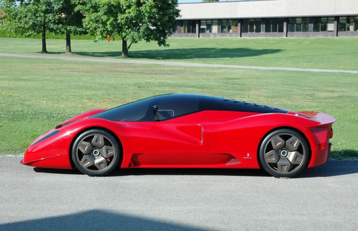 Эксклюзивный спортивный автомобиль Ferrari P4/5.