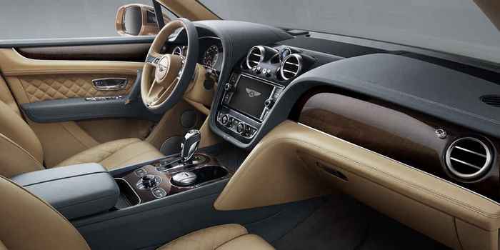 Bentley Bentayga - скоростной внедорожник.