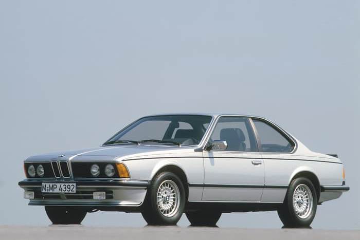 Автомобиль BMW E24 6 Series.