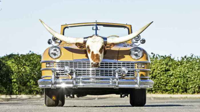 Chrysler Town & Country Steer.