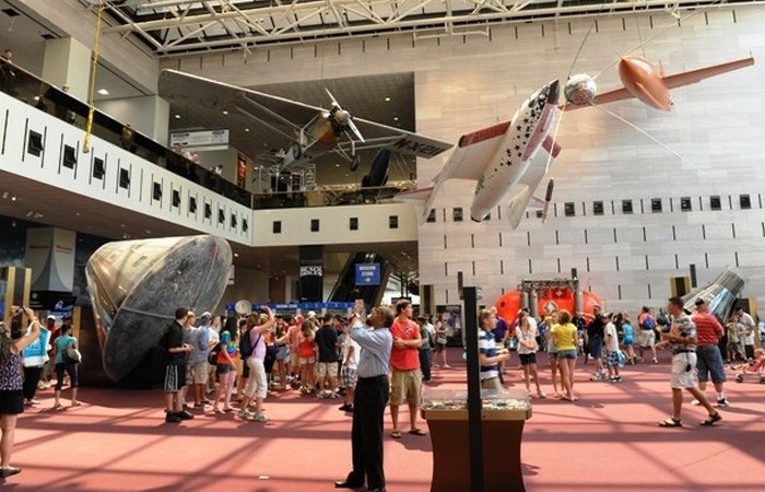 Национальный музей авиации и космонавтики.