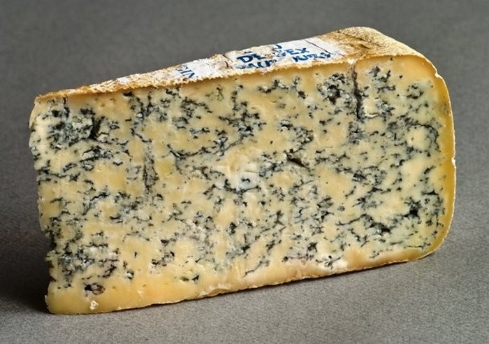 Голубой сыр.