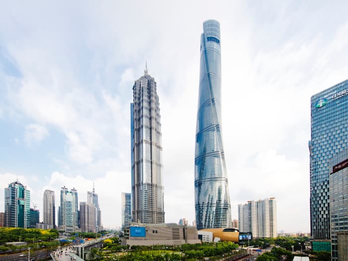 Shanghai Tower - второй по высоте небоскрёб мира.