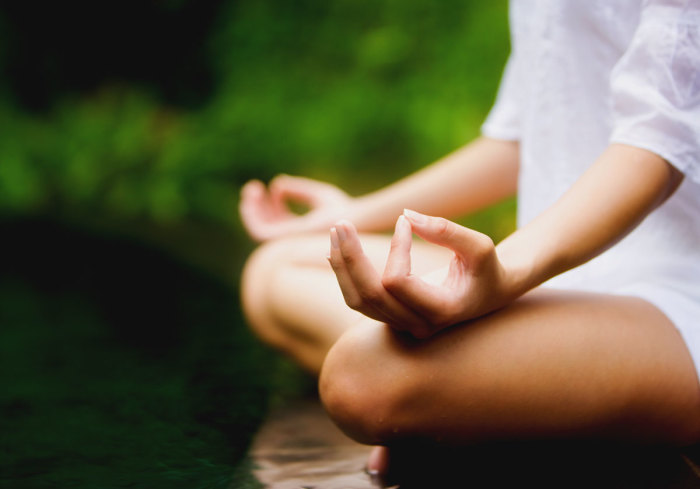 Медитация - прекрасный способ привести в порядок ум и тело.