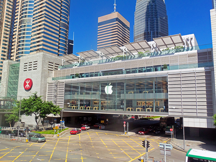 Магазин Apple в торговом центре Гонконга