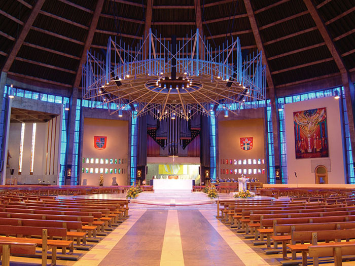 Метропольный собор в Ливерпуле: интерьер помещения