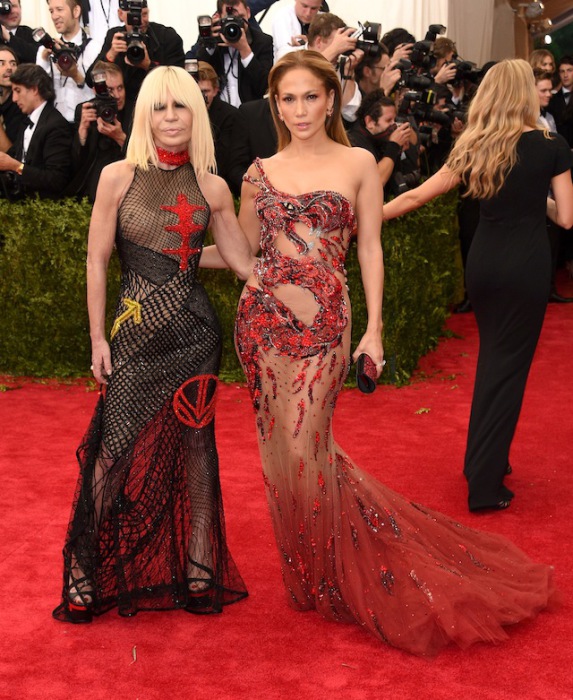 Donatella Versace and Jennifer Lynn Lopez in the dress from Versace.
