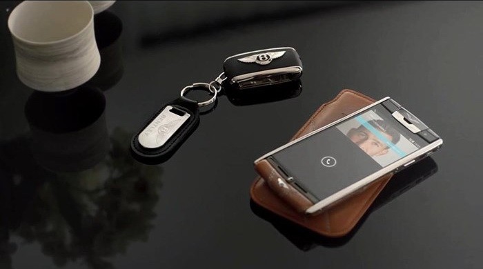 Bentley for Vertu - смартфон для обраних власників автомобілів Bentley
