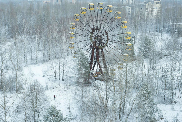 Знаменитое колесо обозрения в Припяти, которое  так и не было запущено.