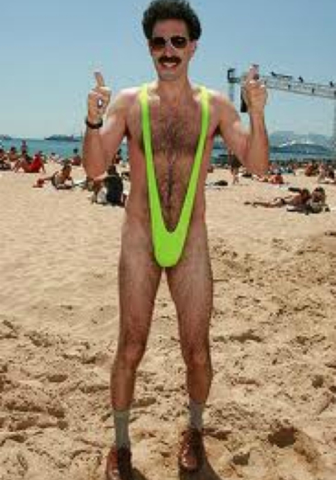 Яркий купальный костюм в котором ходил одноименный персонаж фильма «Борат». Этот шедевр, выпускается в разных кислотных расцветках.