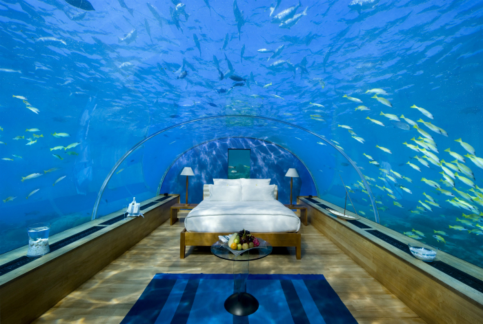 Волшебная подводная спальня в стиле минимализм.