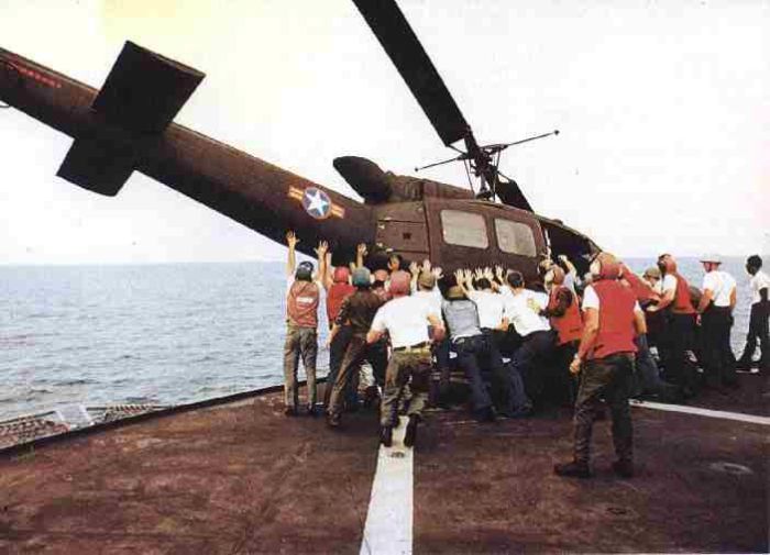  1975 год. Операция «Частый ветер» - эвакуация персонала из Сайгона.