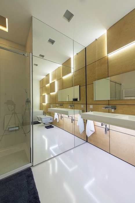 Багато що залежить від правильного освітлення у ванній кімнаті, саме це дозволить створити особливий інтер'єр.